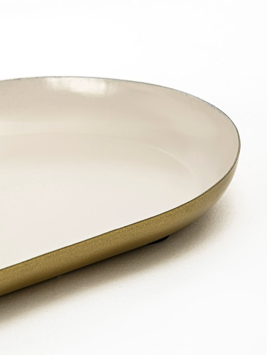 BANDEJA OVALADA INDORE BLANCO Y DORADO LARGE
