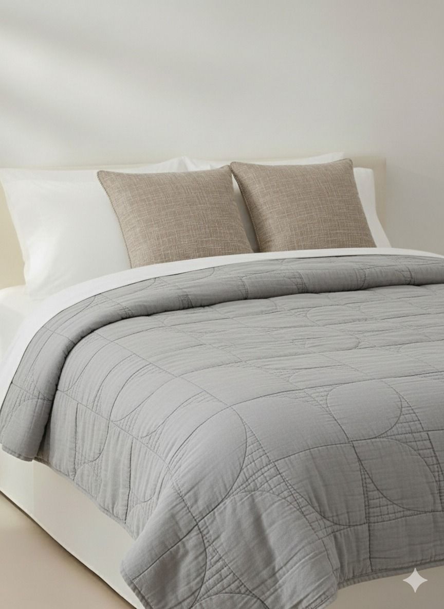 CUBRECAMA SOPHIA C/FUNDAS SUPER KING GRIS