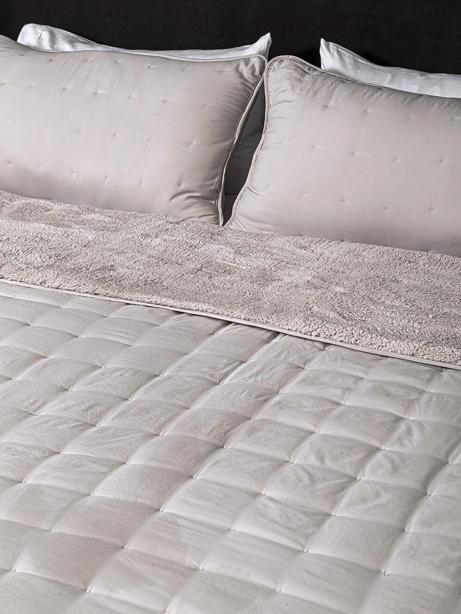 ACOLCHADO EMILY KING BEIGE