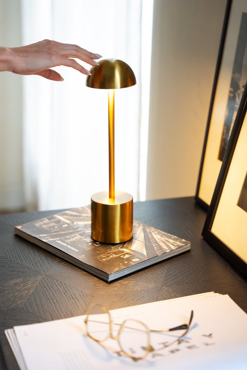 LAMPARA LED RECARGABLE GEORGIA GOLDEN