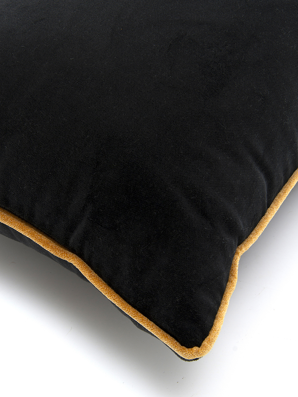 Almohadon rectangular pana negro-ALMOHADON VERSALLES NEGRO 35X50-Tiendas Landmark-1.jpg image number null