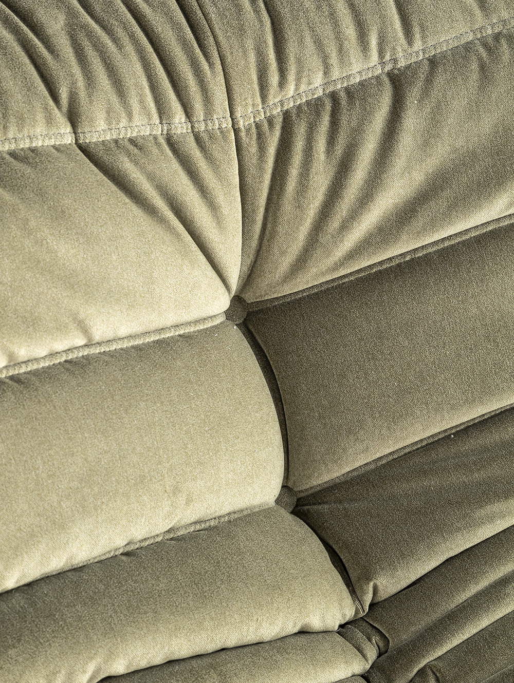 Sillon tipo puff de pana-VERDE SECO-Landmark-01.jpg image number null