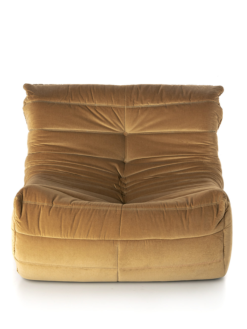 Sillon tipo puff de pana-TOGO CAMEL-Landmark-02.jpg image number null