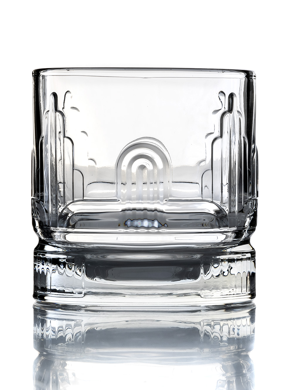 VASO WHISKY JOHN-Landmark-04.jpg image number null