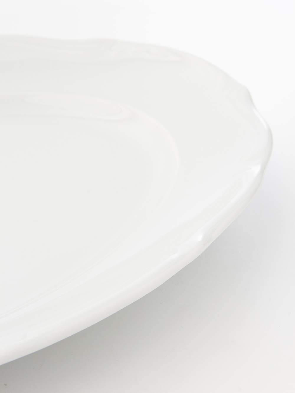 Fuente ovalada blanca-FUENTE OVAL WHITE 33 CM-Tiendas Landmark-1.jpg image number null